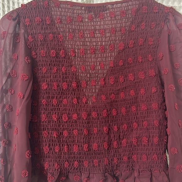 She + Sky Boho Blouse Womens Medium Burgundy Puff Long Sleeve Ruched Swiss Dot - Picture 8 of 8